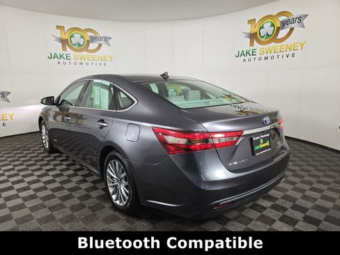 Used 2016 Toyota Avalon Limited image 7