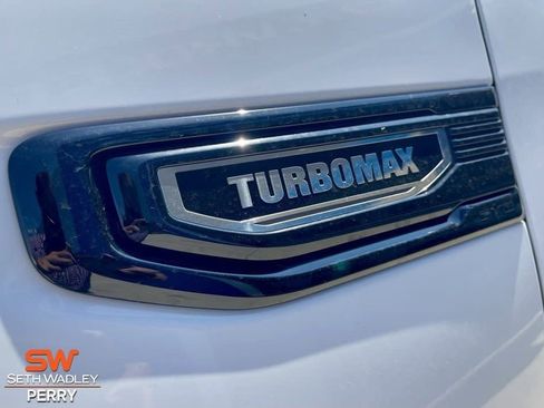 New 2025 GMC Sierra 1500 Pro image 8