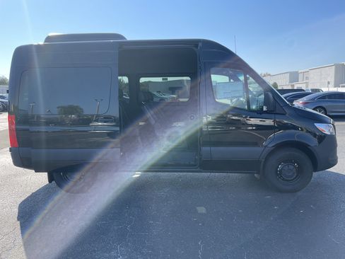 New 2025 Mercedes-Benz Sprinter 2500 image 4