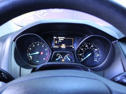 Used 2018 Ford Focus SE image 16