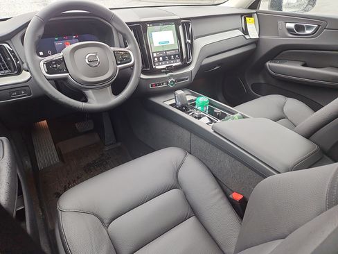 Used 2025 Volvo XC60 T8 Plus w/ Climate Package image 3