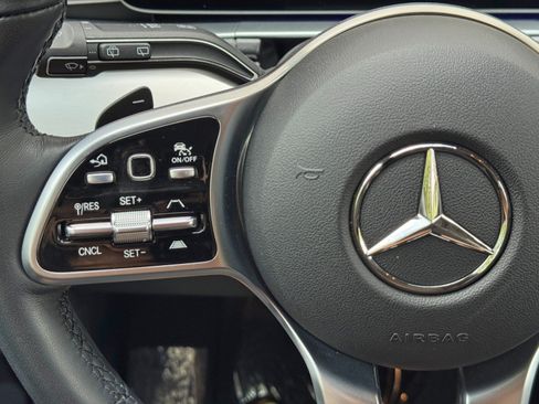 Used 2023 Mercedes-Benz GLS 450 4MATIC image 23