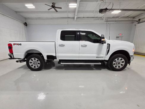 Used 2023 Ford F250 Lariat w/ Chrome Package AWD/4WD image 7