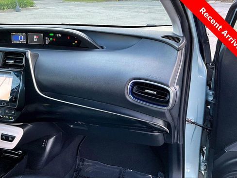 Certified 2017 Toyota Prius Four Touring w/ Premium Convenience Package image 26