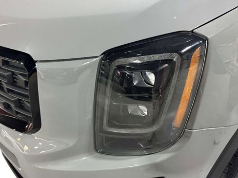 Used 2022 Kia Telluride SX w/ Nightfall Edition Package AWD/4WD image 6