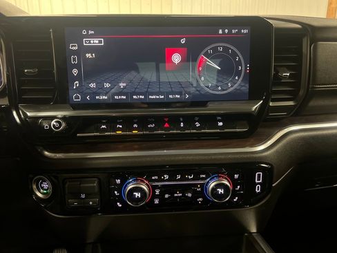 Certified 2024 GMC Sierra 1500 SLT w/ SLT Premium Plus Package image 23