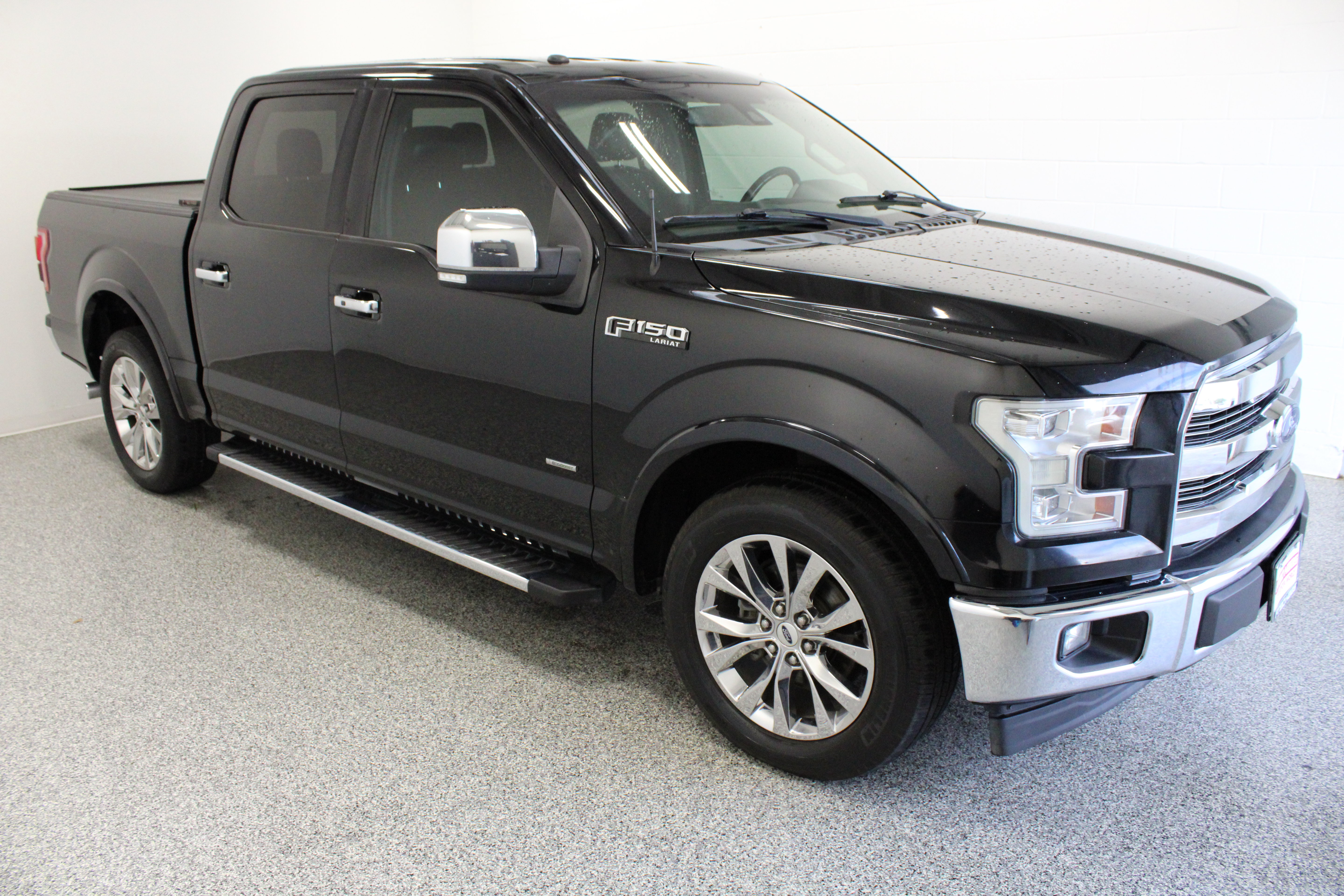 Used 2017 Ford F150 Lariat w/ Equipment Group 502A Luxury RWD image 4