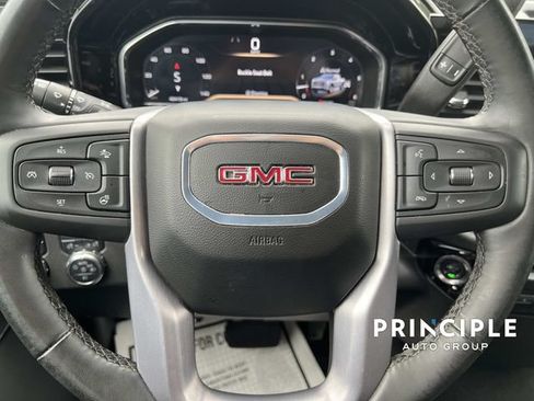 Used 2025 GMC Sierra 1500 SLT AWD/4WD image 19