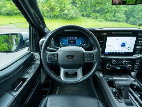 Used 2024 Ford F150 Lariat w/ Equipment Group 502A High AWD/4WD image 13