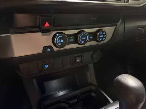 Used 2023 Toyota Tacoma SR w/ SR Convenience Package RWD image 21