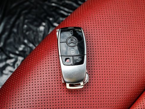 Used 2020 Mercedes-Benz E 450 Coupe w/ AMG Line image 42