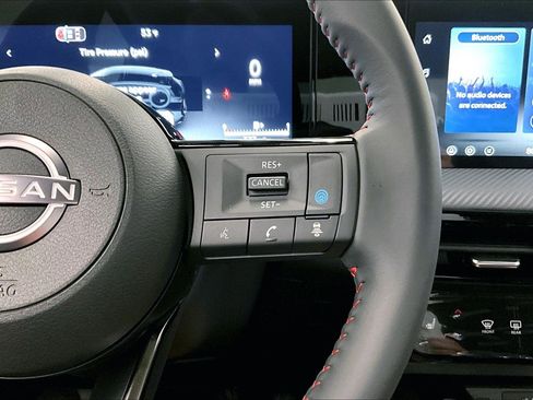 New 2026 Nissan Kicks SR w/ Cold Weather Package FWD image 21