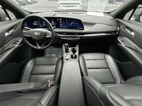 Used 2024 Cadillac XT4 Premium Luxury w/ Technology Package image 20