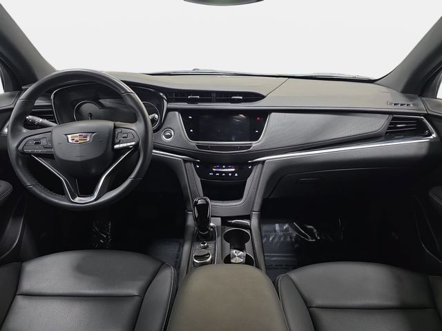 Certified 2024 Cadillac XT6 Luxury AWD/4WD image 9