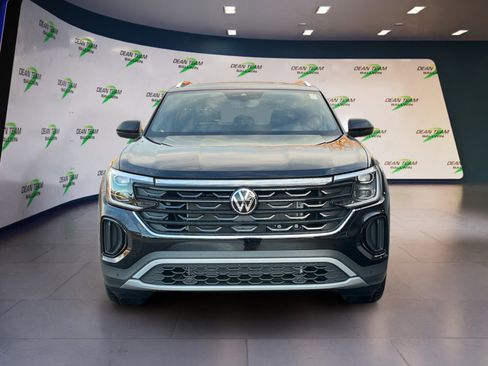 New 2026 Volkswagen Atlas Cross Sport SEL AWD/4WD image 2