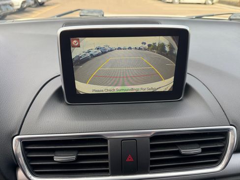 Used 2014 MAZDA MAZDA3 s Grand Touring FWD image 29