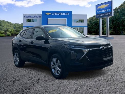 Certified 2024 Chevrolet Trax LS image 8