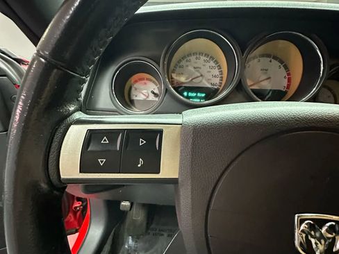 Used 2010 Dodge Challenger R/T image 16