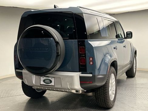 Used 2025 Land Rover Defender 110 S AWD/4WD image 3