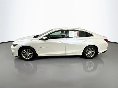 Used 2017 Chevrolet Malibu LT FWD image 5