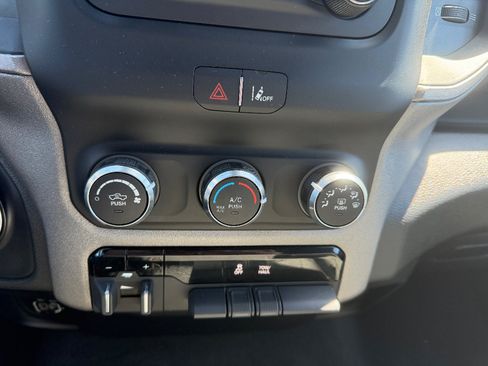 Used 2022 RAM 1500 Tradesman AWD/4WD image 19