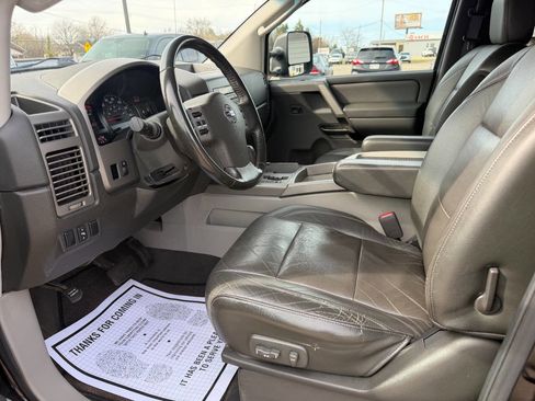 Used 2004 Nissan Titan LE w/ (Tow) Big Tow Pkg image 10