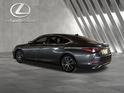 Certified 2023 Lexus ES 350 w/ Premium Package image 2