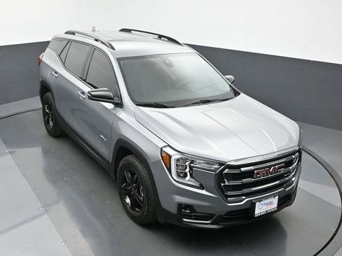 Used 2024 GMC Terrain AT4 image 19