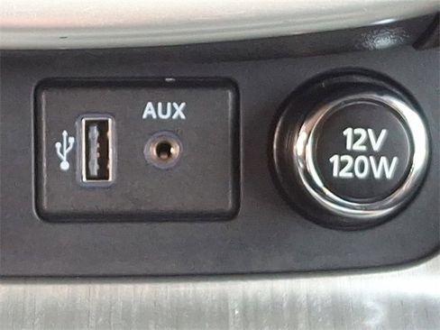 Used 2018 Nissan Murano SL image 26