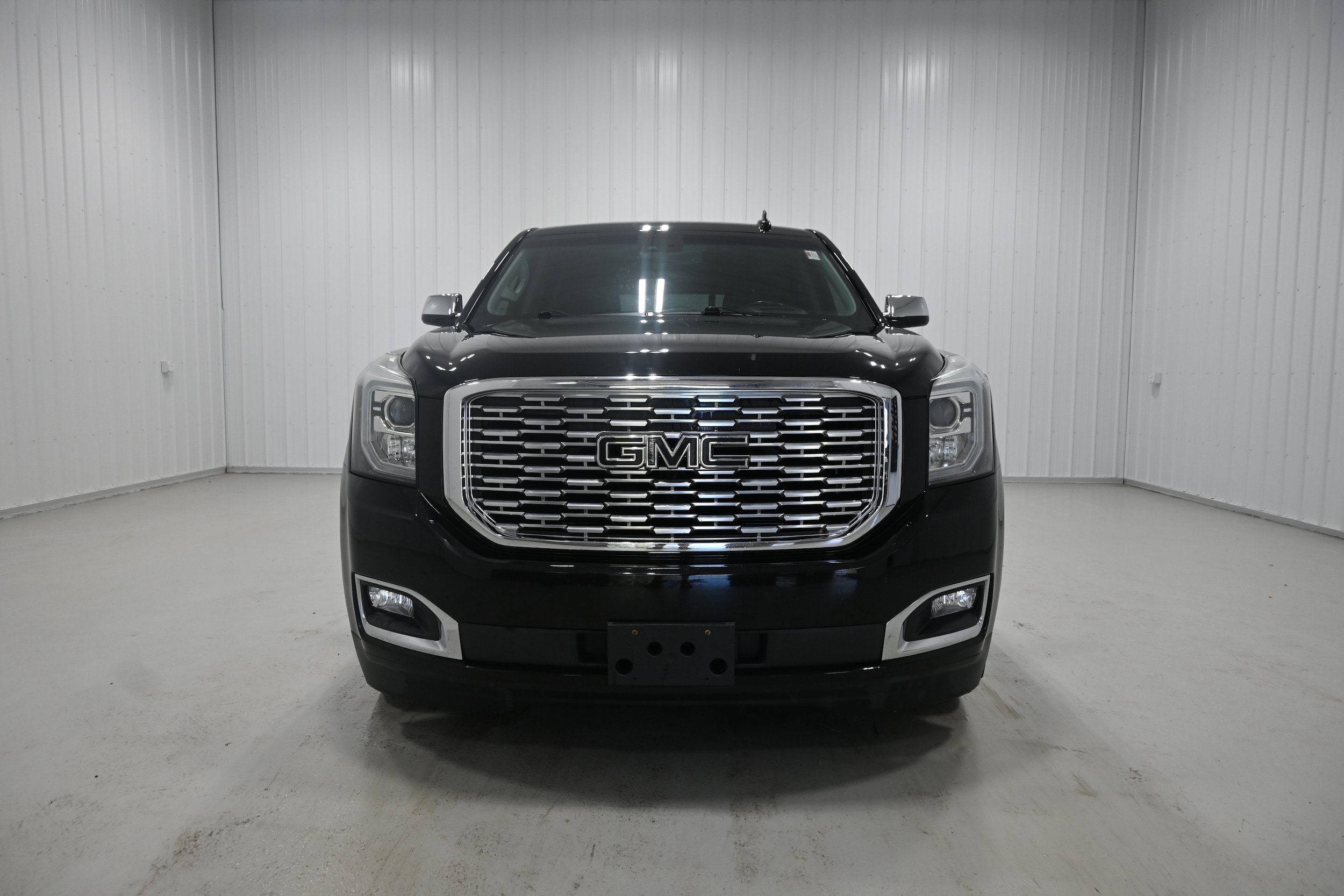 Used 2019 GMC Yukon Denali w/ Denali Ultimate Package AWD/4WD image 23