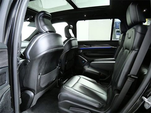 Used 2021 Jeep Grand Cherokee L Overland w/ Advanced Protech Group III image 13