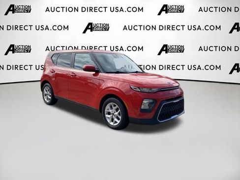 Used 2021 Kia Soul S image 2