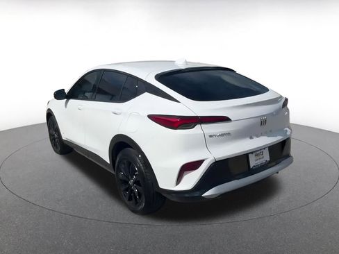 Used 2025 Buick Envista Sport Touring image 10