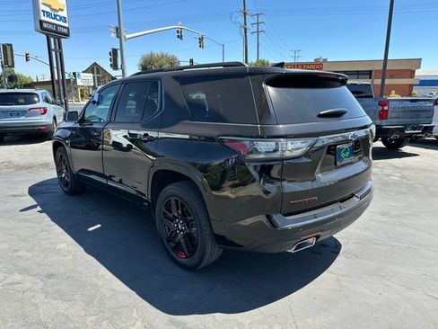 Certified 2021 Chevrolet Traverse Premier w/ Redline Edition FWD image 5