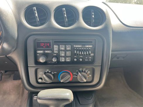 Used 1997 Pontiac Firebird Formula w/ Opt Pkg image 14