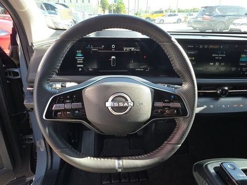 Used 2024 Nissan Ariya FWD image 7