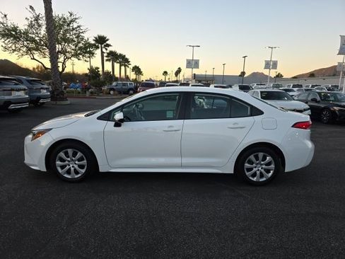 Used 2024 Toyota Corolla LE image 6