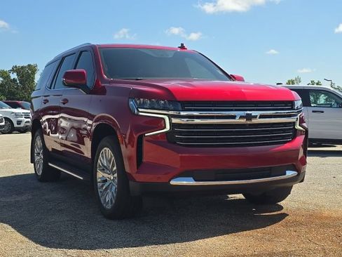 Used 2024 Chevrolet Tahoe LT w/ LT Signature Plus Package RWD image 7