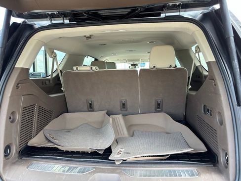 Used 2023 GMC Yukon XL Denali AWD/4WD image 10
