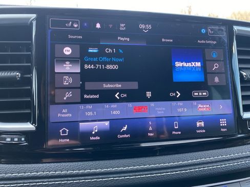 Used 2022 Chrysler Pacifica Limited image 43