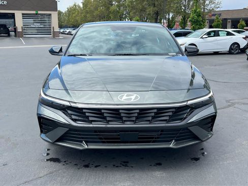 New 2026 Hyundai Elantra SEL Sport w/ Cargo Package FWD image 3