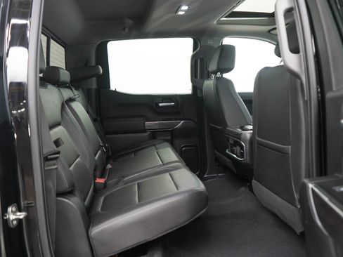 Used 2019 Chevrolet Silverado 1500 LTZ w/ LTZ Premium Package AWD/4WD image 12