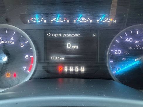 Used 2022 Ford F350 XLT w/ XLT Premium Package AWD/4WD image 8