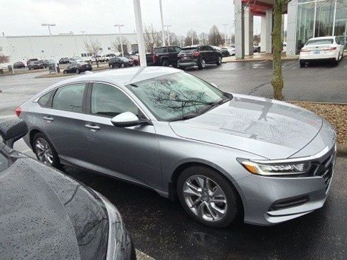 Used 2019 Honda Accord LX image 2