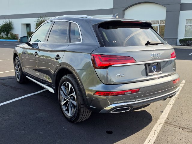 Used 2023 Audi Q5 2.0T Premium w/ Convenience Package AWD/4WD image 9