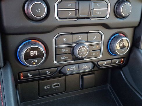 Used 2023 Chevrolet Tahoe RST image 18