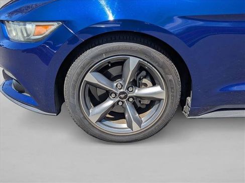 Used 2016 Ford Mustang Convertible w/ Equipment Group 051A RWD image 21