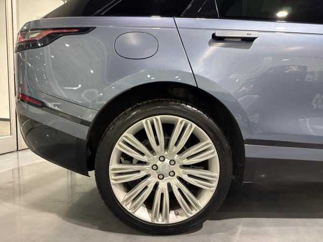 Used 2019 Land Rover Range Rover Velar R-Dynamic SE AWD/4WD image 68