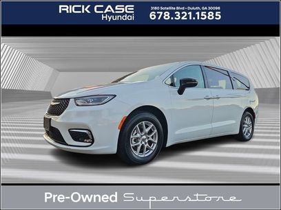 Used 2024 Chrysler Pacifica Touring-L