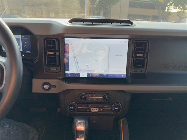 Used 2023 Ford Bronco Badlands w/ Sasquatch Package AWD/4WD image 12